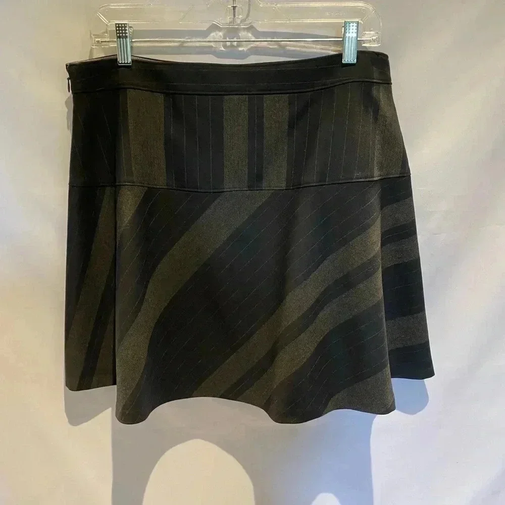 Banana Republic fit and flare skirt 12